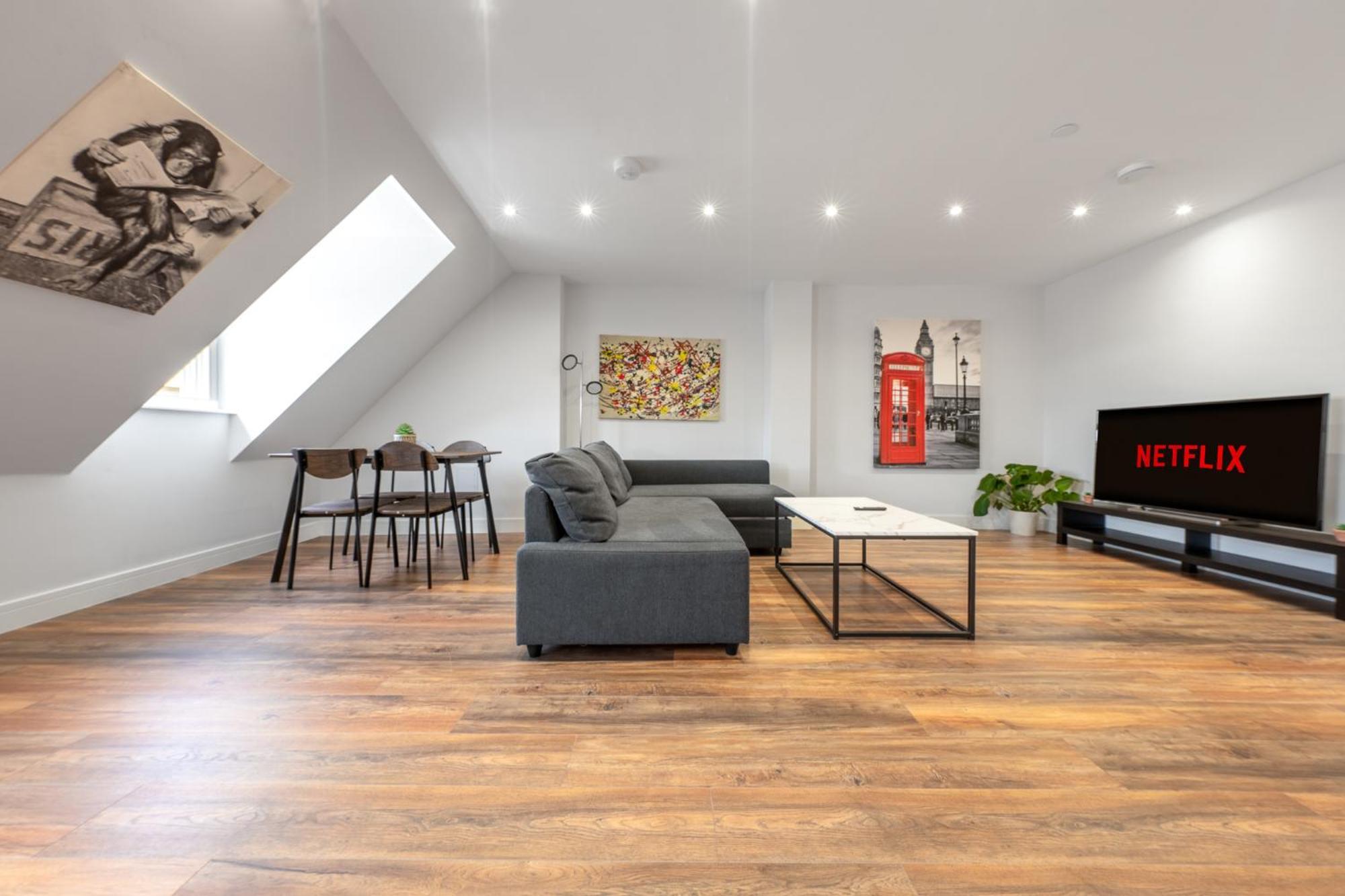 7 - West London Brand New Loft Apartment Bagian luar foto