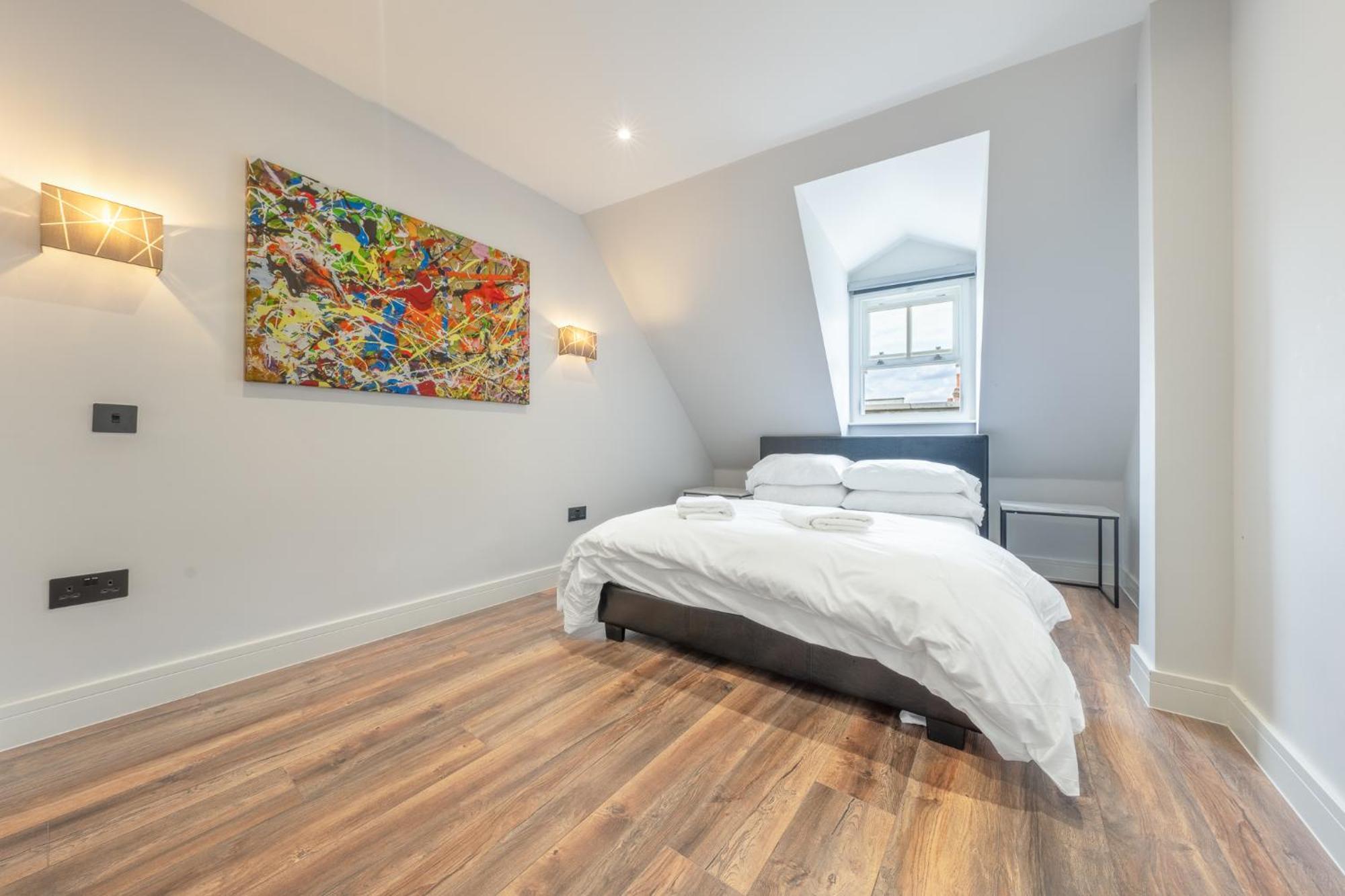 7 - West London Brand New Loft Apartment Bagian luar foto